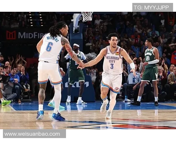 76人对阵雷霆精彩对决展现篮球魅力双方明星球员争夺胜利荣耀